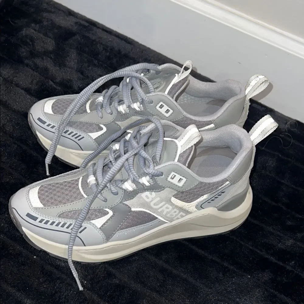 Authentic Burberry Women's Grey Sneakers - Picture 1 of 7